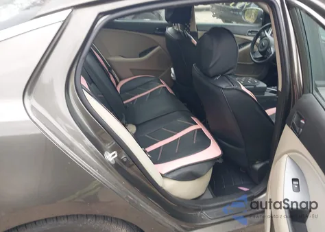 2015 Kia Optima Lx из США, поврежденный, VIN 5XXGM4A79FG401947